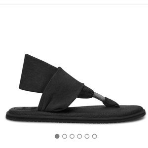 Sanuk Black Yoga Sling Sandals